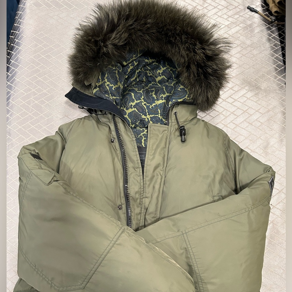 LARGE CANADA GOOSE - EXCLUSIVE DROP : OPENING CEREMONY - CHILLIWACK BOMBER